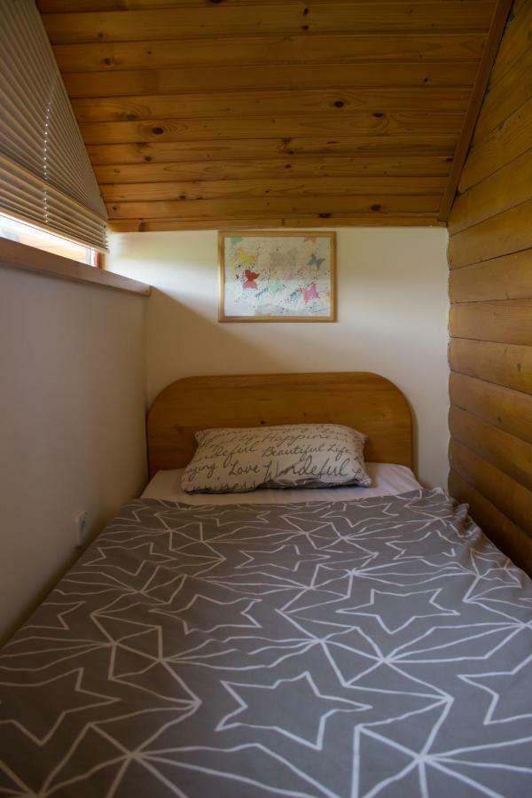 Hotel Bee House Maya Rob Exterior foto